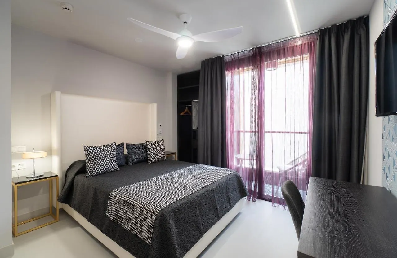 Hotel Perla Del Sur 토레몰리노스