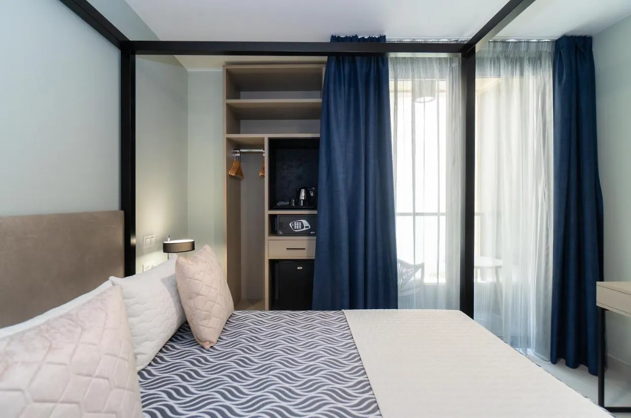 Hotel Perla Del Sur 토레몰리노스 2*,