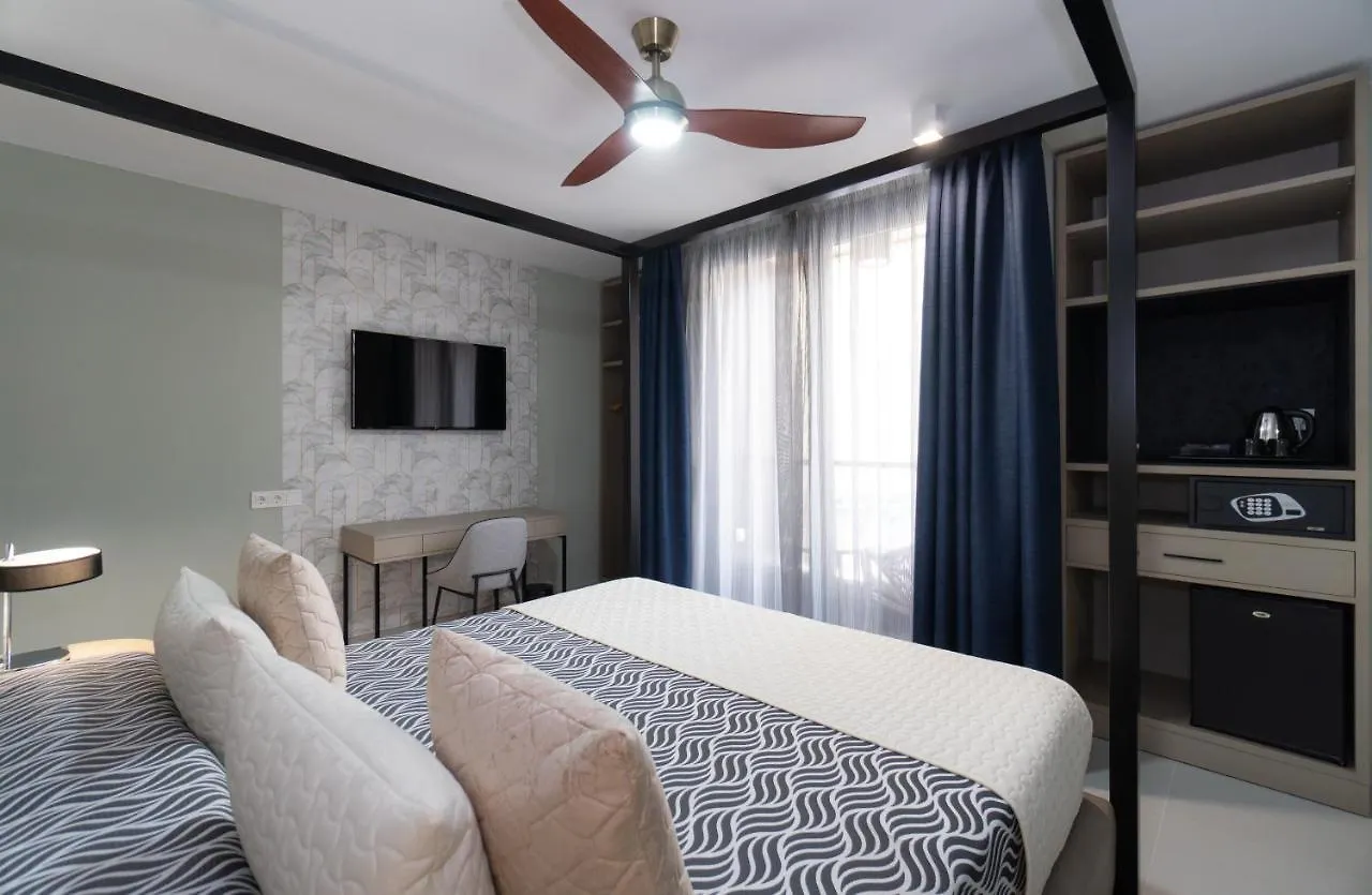 Hotel Perla Del Sur Torremolinos Spanje