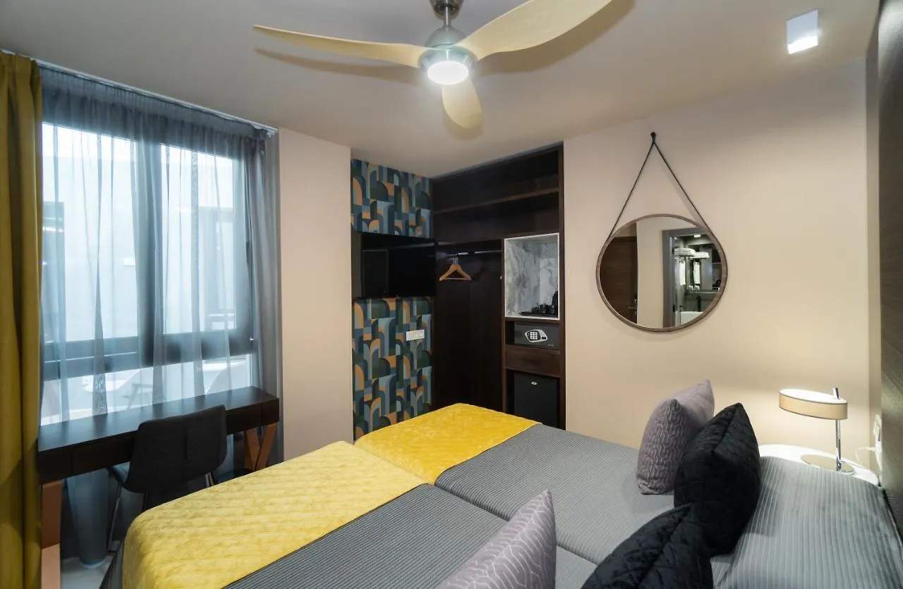 Hotel Perla Del Sur Torremolinos